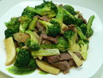 P1110791~西蘭花鮮菇炒牛肉