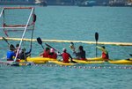 DSC_8029-在海上，正在進行獨木舟球類比賽。幸好帶上輕型的長鏡頭，才可拍出精彩的賽事。