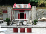 赤立角村的石廟