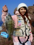 V90 Kiki 10度出礁磯釣