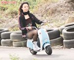 太陽報-Rain迷你電單車