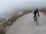 上山中段十分大霧，可能係正在穿過雲層