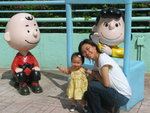 跟媽媽合照(2)
 - 史露比公園之旅
15/05/2005