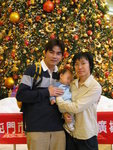 首張聖誕樹留影
21/11/2004