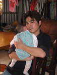 爸爸抱住睡(2)
27/12/2004