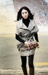 1161-時尚外套(咖啡色)質料﹕萊卡棉 尺寸 : 均碼尺寸：衣長：62CM 袖長：20CM 胸圍：90-102CM 肩寬：39CM 售價﹕$99