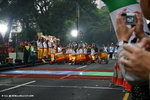 打氣表演！
HKMarathon12Feb06_20037s