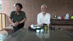 文化人果然是有種氣節及感染力,難怪有何風吹草動會先殺文化界,此片除了處處透露著荒謬和壓迫外,非常欣賞當中主角們的從容性,很多時鏡頭也是吸煙及喝茶,可能是長期戰鬥關係吧,當中的堅韌及想法也值得我們學習,非常值得一看