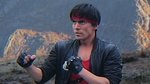前段比較著重show off八十年代的產物及電影,但幽默感不足,某些誇張場面反而相信參考印度片種,而這個年代一面正經的男角及沙沙的聲音總令我想起查理辛