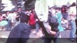 粗糙荒誕狂野但不乏故事性,還算拍得完整而且圍繞自身及社會問題而談,還不錯