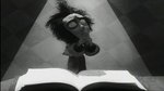 喜歡恐怖鬼怪小說,常置身於黑暗之地,外型實在有點像tim burton(可能就是tim小時的想法)
