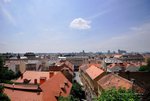 Zagreb  舊城區觀景台向下望, 呢度睇全市景，但無咩特別。