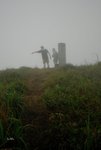 馬頭峰, 雨勢相當大, 唯有水浪窩急走了