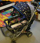 85%新C-MAX 豪華版嬰兒手推車 $600 SOLD OUT 11/5/10