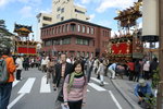 中橋附近聚集了很多人
IMG_0123