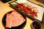 牛肉&hormone set+特上和牛4片(4片和牛=個set價錢!!)420091011_02232