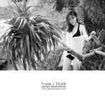 F1080031bw