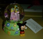 全新HK Disneyland 香港迪士尼米奇老鼠Mickey水晶球景品公仔擺設﹝有雷射標籤﹞﹝沙田火車站交收或郵寄﹞ 「HK$ 45.00」