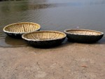 No men in three boats ... :-D