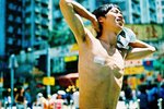 一索男,背景散得很美