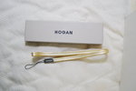 sold


012.HOGAN金色掛頸電話繩 $250