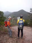 終於到第一個山頂, 回望來路
DSC00742