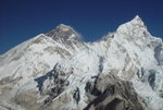Everest (8850m)(左) & Nuptse (7861m)(右)
04NL0401