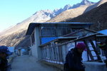 約8am出發往 Khumjung (3780m)去
04NL0451