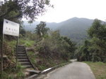 經通往東龍石澗的山路口
DSC02933