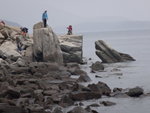 海邊石似一魚頭在向石頂隊友討吃
DSC06632