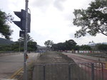 又上橋過小河, 竟然有人在石壆上面踩車
DSC09032