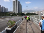 上番天橋過右邊行人道再沿青衣西路前行
DSC09814