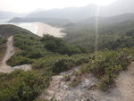 水管越行越密, 都係靠左落山, 山下是大灣
DSC01144