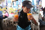 我地叫了2杯木瓜汁, 3Sol一杯, 無加糖, 純木瓜汁
IMG_0461