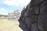 古戰場 (Sacsayhuaman), 由數以千計每塊重達四百噸來自數十公里外的地方的大石建成
IMG_0769