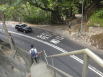 沿石級落大潭道. 細梁己在馬路對面等候
DSC06455