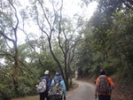 接石屎路後轉右前行
DSC06924