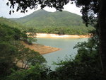 菠蘿壩自然教育徑中左望城門水塘, 遠處相信是針山
IMG_1649