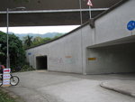 到一個孖隧道位, 第一個隧道可行單車, 第2個只行人, 有路牌指示穿隧道可往粉嶺
IMG_1771