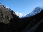 左 Khangchendzonga (8,585m) (世界第三高峰) 及右 Pandim (6,691m)
SK_01440
