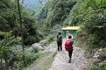 到 Khangchengzonga 國家公園的入口處啦. 入口後又有度吊橋
SK_01907