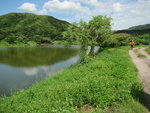 沿鹿頸路回走一段在鄭屋村前轉入右邊私家路往鹿頸林屋方向去
IMG_8906