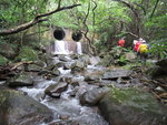 到去水溝, 上面是馬路
IMG_9234