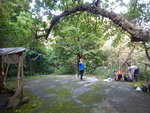 大隊在空地下午茶, 往法藏寺借水
DSCN7549