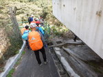 落至綠色鐵欄杆位轉右
DSCN4726