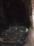 洞中左邊有個小洞, 內有幾多蝙蝠&#21523;
P8225045