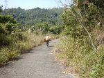 沿馬路行至分岔路又轉左路
DSCN5646