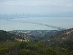 脊路中左望見深圳灣(后海灣)及深圳灣公路大橋. 遠處是深圳
DSCN0678