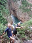 向上爬途中下望吊鐘洞
P9125763
