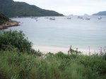滘西灣沙灘另一角, 望到吊鐘洲北岸泥&#39917;頭一帶呢
P9125851